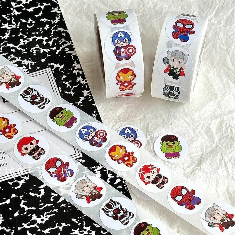Rotulo Sticker Autoadhesivo Super Heroes 2 Cm X 500 Pcs