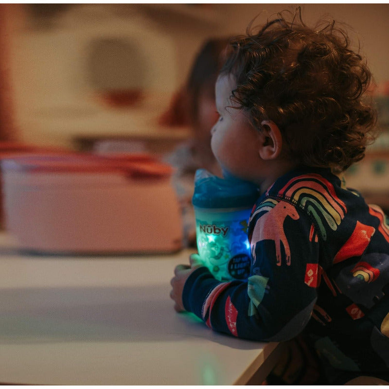 Vaso Entrenador Antiderrame Para Bebe Con Luces Nuby 10 Oz