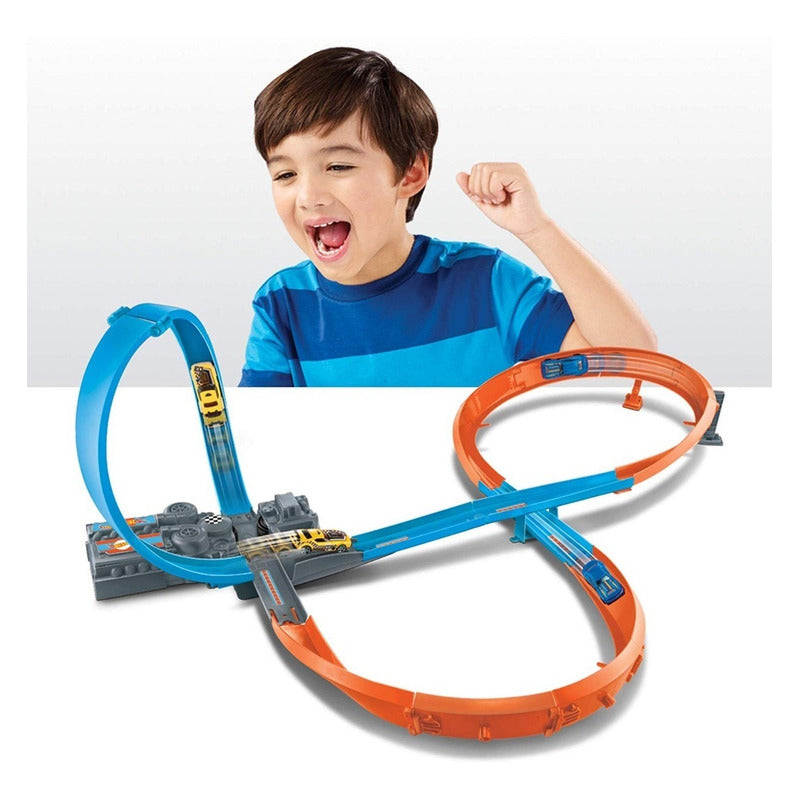 Pista Auto Hot Wheels Circuito En 8 Con Acelerador Impulsado