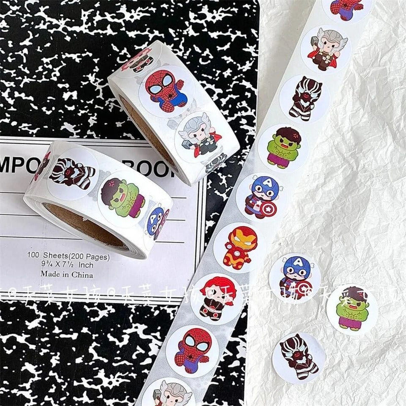 Rotulo Sticker Autoadhesivo Super Heroes 2 Cm X 500 Pcs