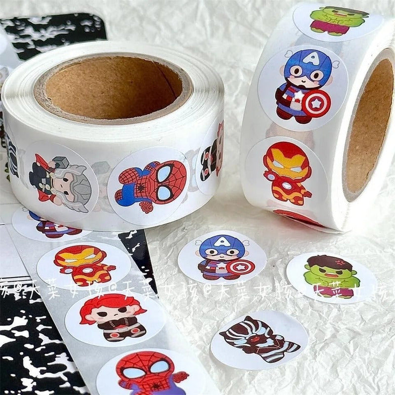 Rotulo Sticker Autoadhesivo Super Heroes 2 Cm X 500 Pcs